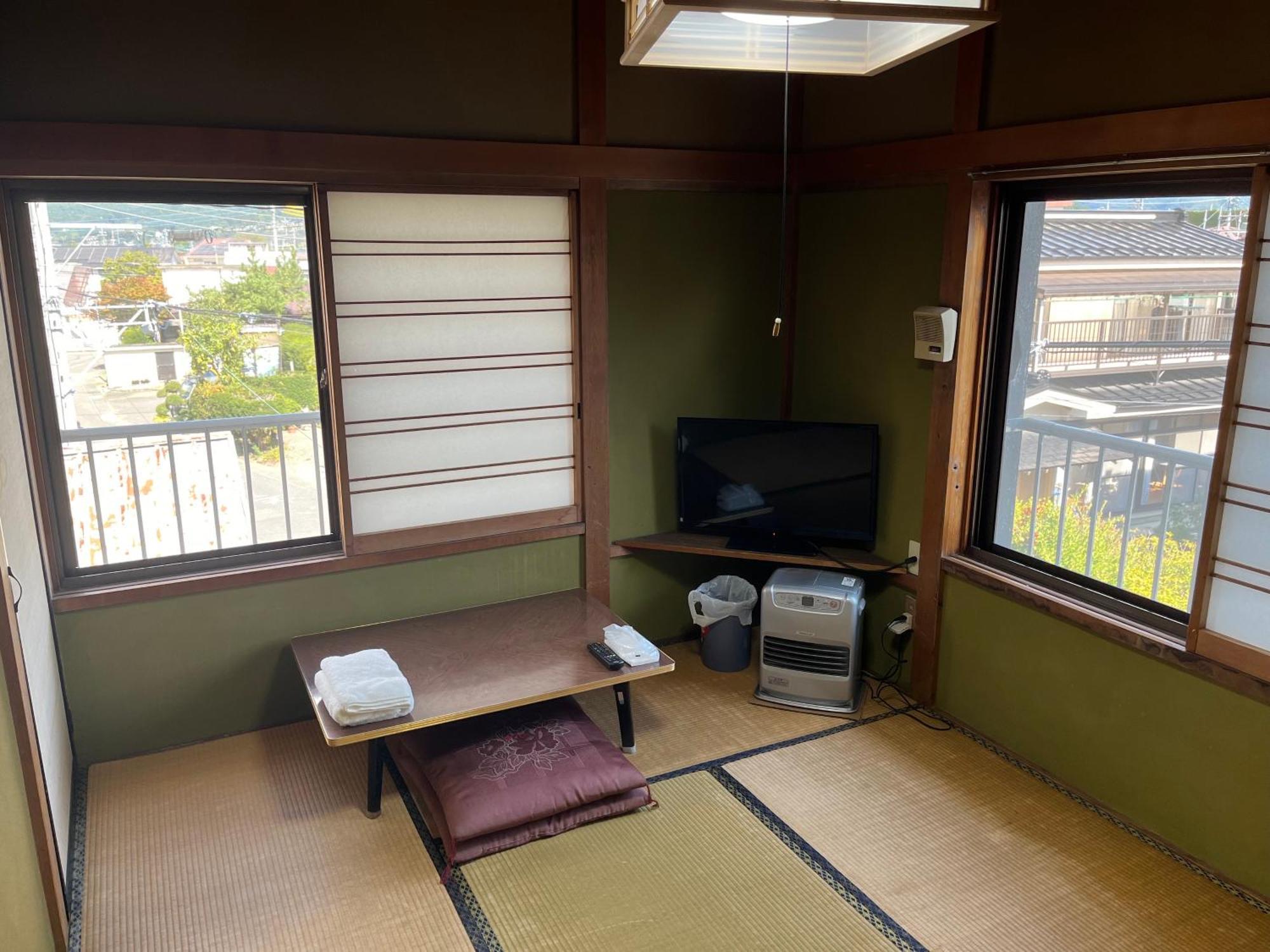 ふる里 Guest House Fujikawaguchiko Bagian luar foto